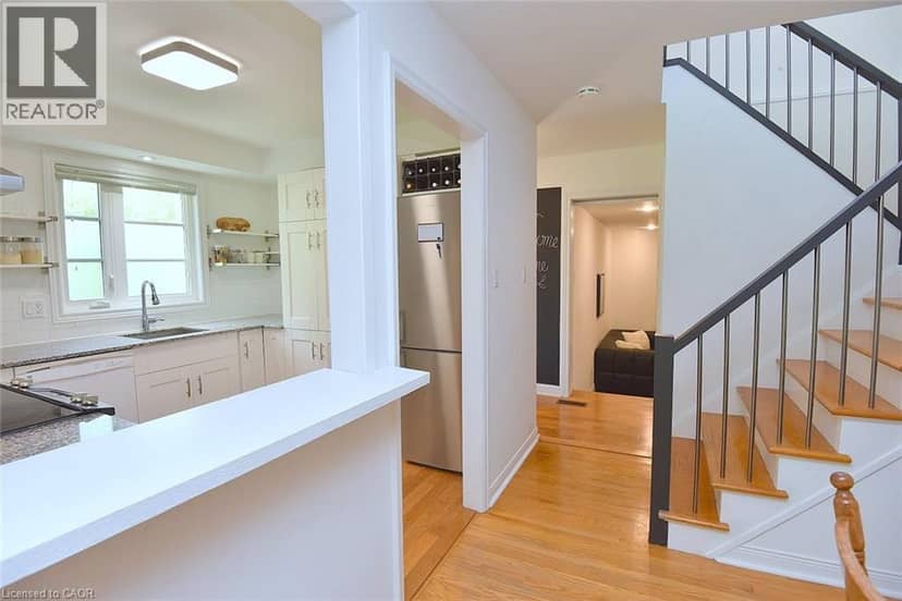 49 PARK Street E, Dundas, photo 7