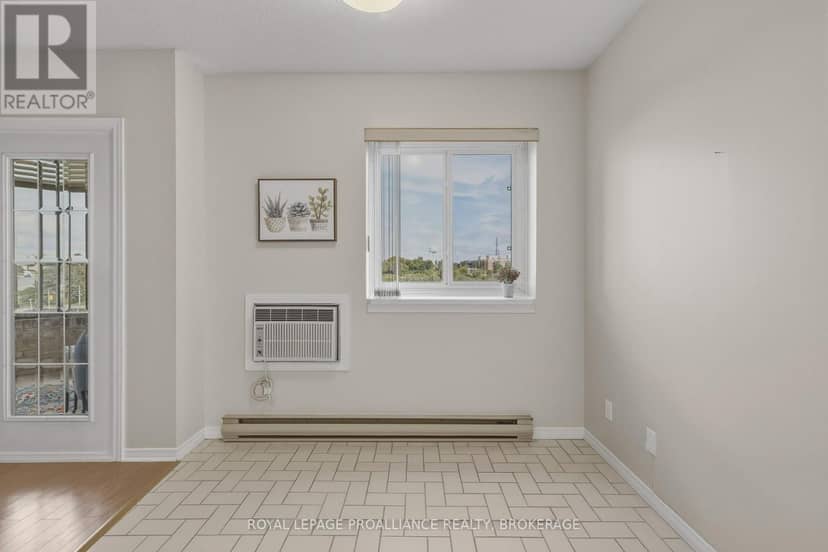 405 - 649 Davis Drive — photo 15 of 40