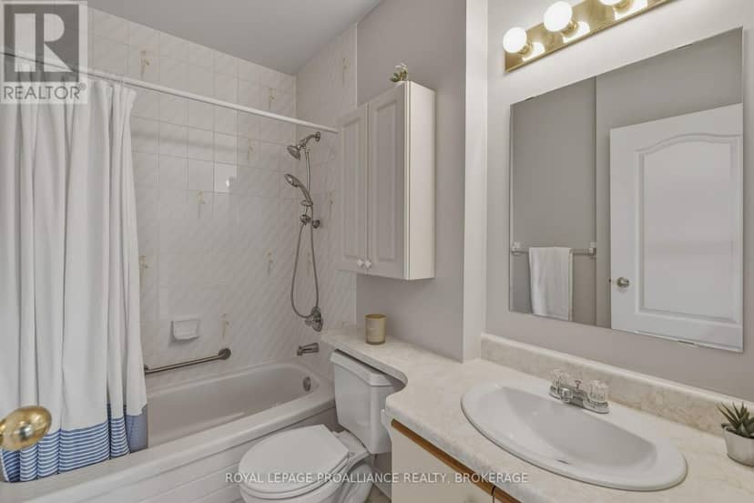405 - 649 Davis Drive — photo 21 of 40