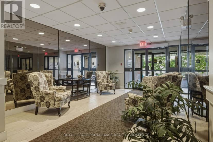 405 - 649 Davis Drive — photo 4 of 40