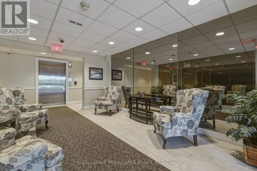 405 - 649 Davis Drive — photo 5 of 40