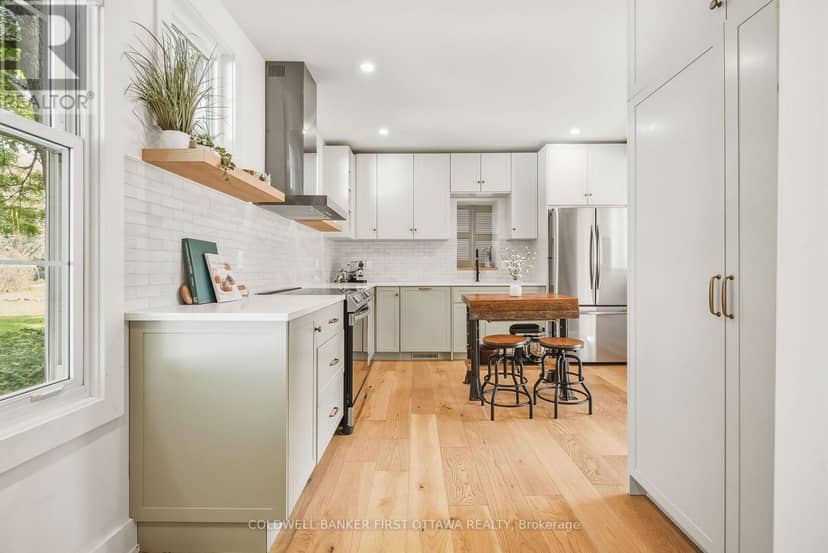 261 William Street — photo 16 of 40