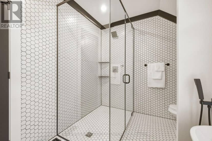 261 William Street — photo 31 of 40
