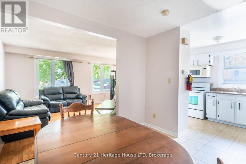 387 First Avenue — photo 10 of 31