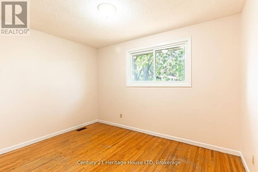 387 First Avenue — photo 14 of 31