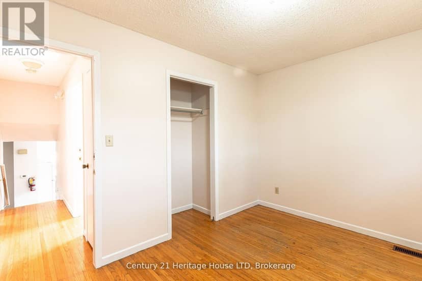 387 First Avenue — photo 15 of 31