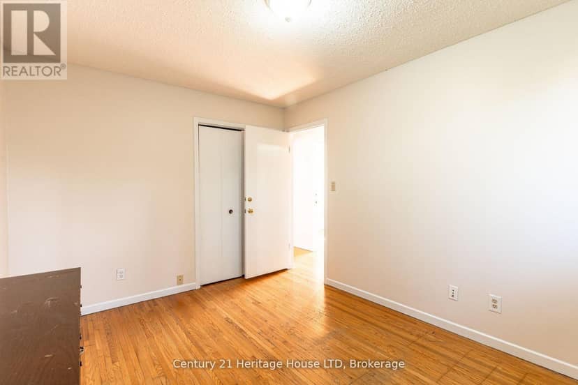 387 First Avenue — photo 16 of 31