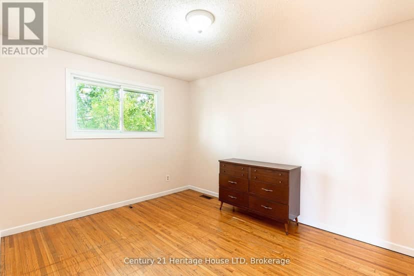 387 First Avenue — photo 17 of 31