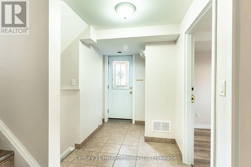 387 First Avenue — photo 19 of 31