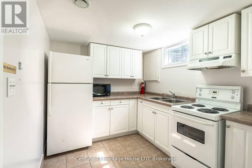 387 First Avenue — photo 22 of 31