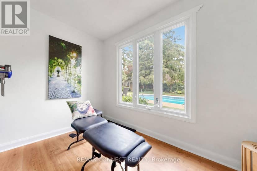 15 Satchell Boulevard, Toronto, photo 6