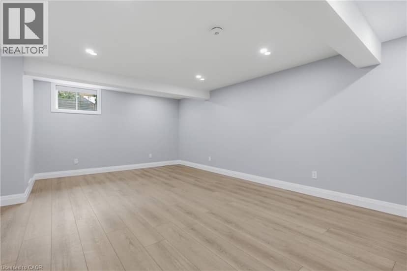 1055 BAY Street — photo 27 of 38
