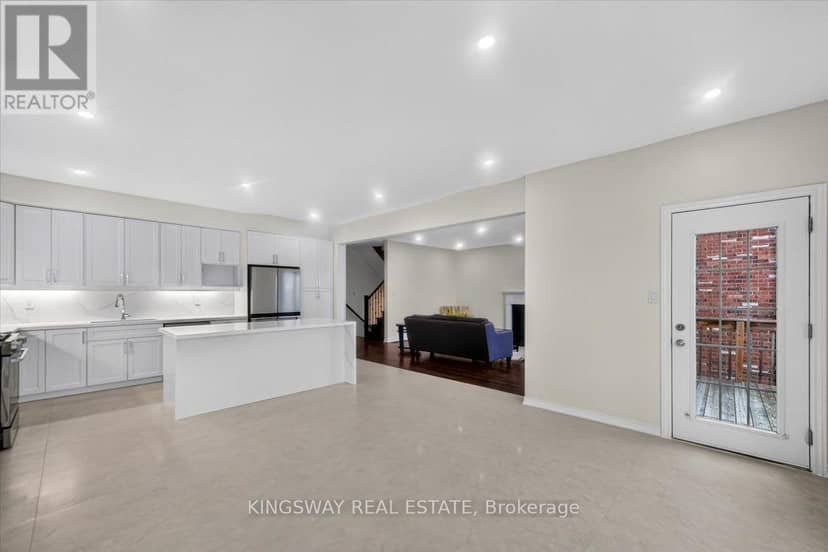 8 Monkton Circle — photo 20 of 40