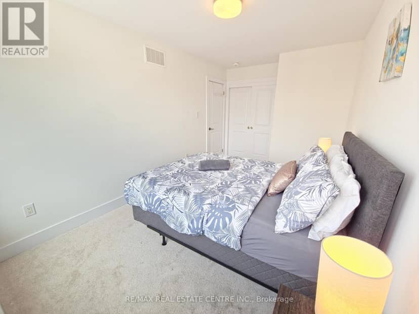 66 - 2273 Turnberry Drive — photo 30 of 39