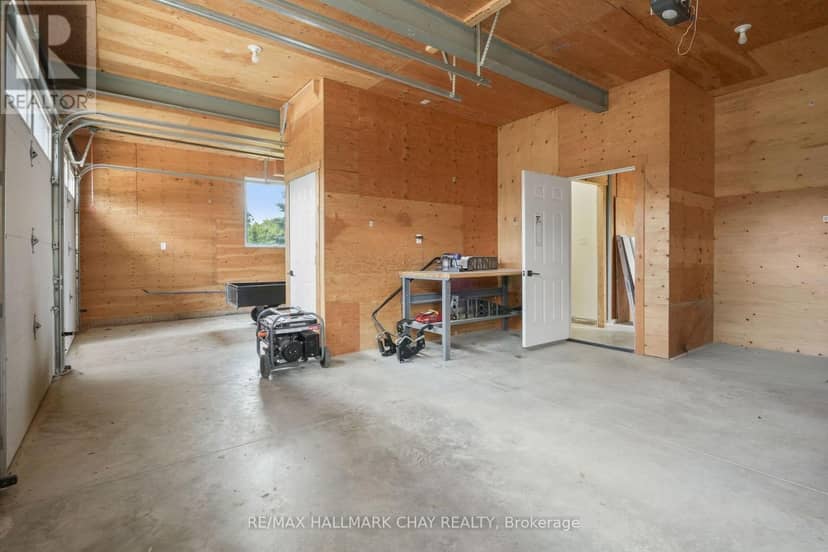 958375 E 7th Line — photo 38 of 40