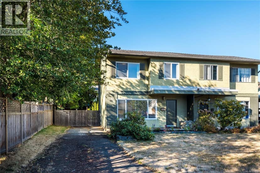 1714 Ashdale Pl, Saanich