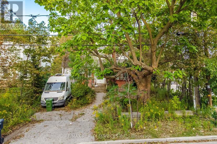 7 Ashbourne Drive — photo 9 of 23