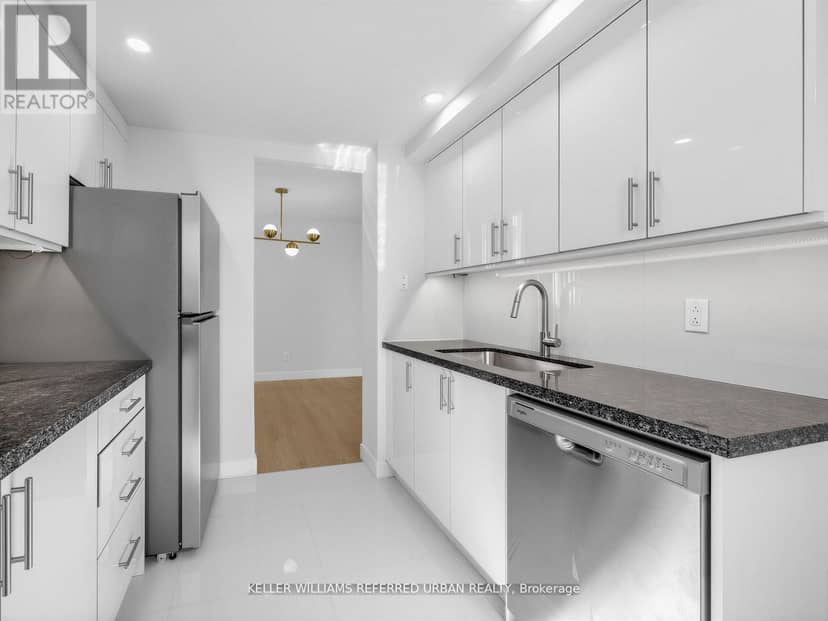 501 - 7 Bishop Avenue — photo 14 of 40