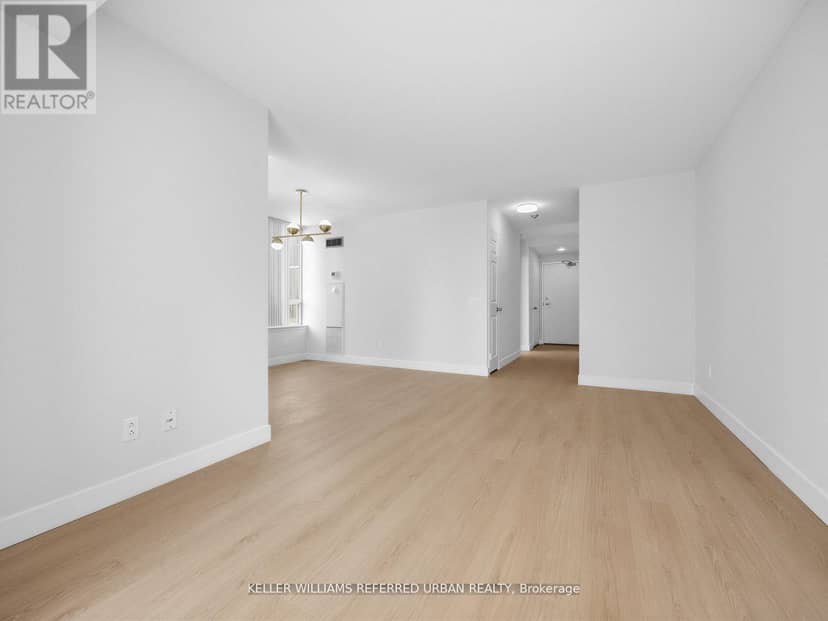 501 - 7 Bishop Avenue — photo 8 of 40