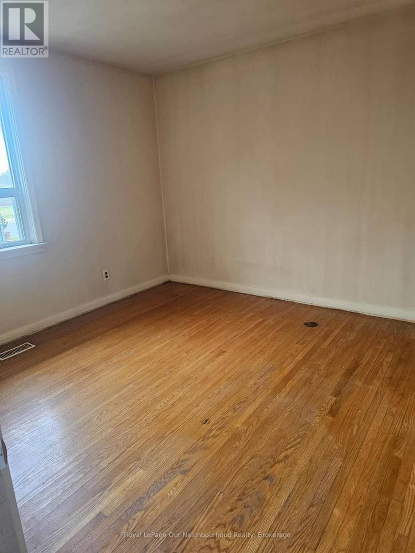 1500 Lakeside Street — photo 8 of 36