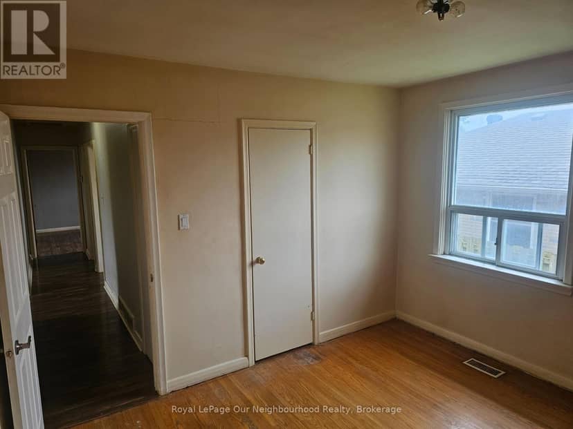 1500 Lakeside Street — photo 9 of 36