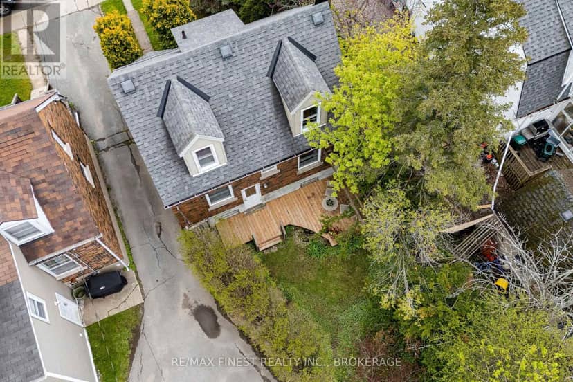 298 College Street — photo 30 of 40