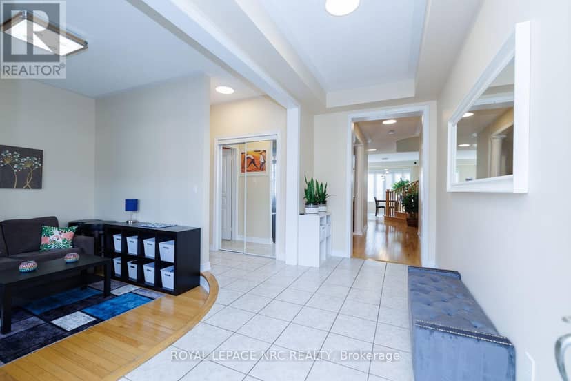 25 Maverick Crescent — photo 15 of 40