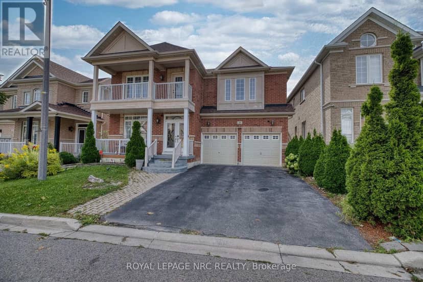 25 Maverick Crescent — photo 2 of 40