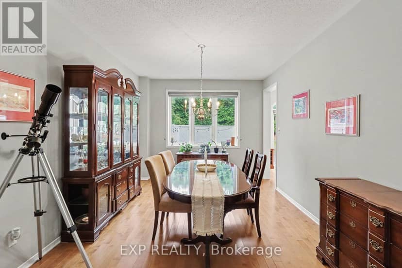 78 Insmill Crescent N — photo 10 of 40