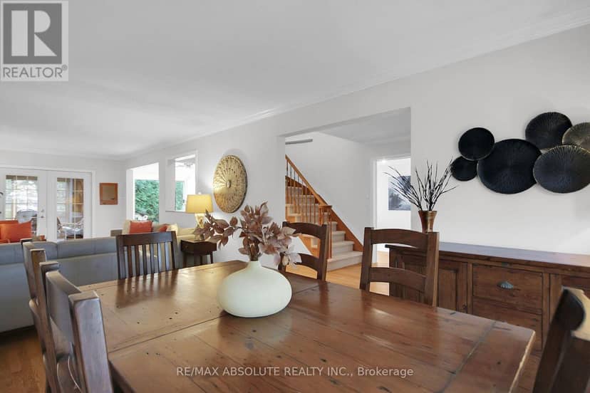 38 Forestglade Crescent, Ottawa, photo 8