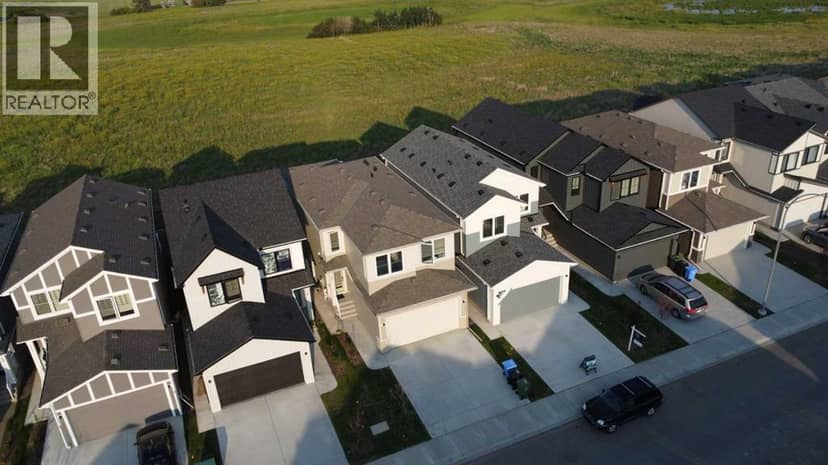 143 Belvedere Crescent SE, Calgary