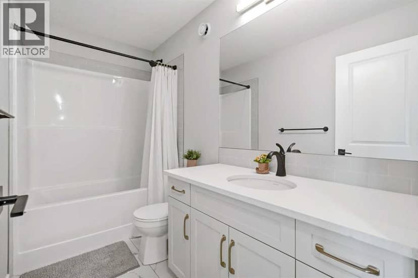 143 Belvedere Crescent SE — photo 27 of 40