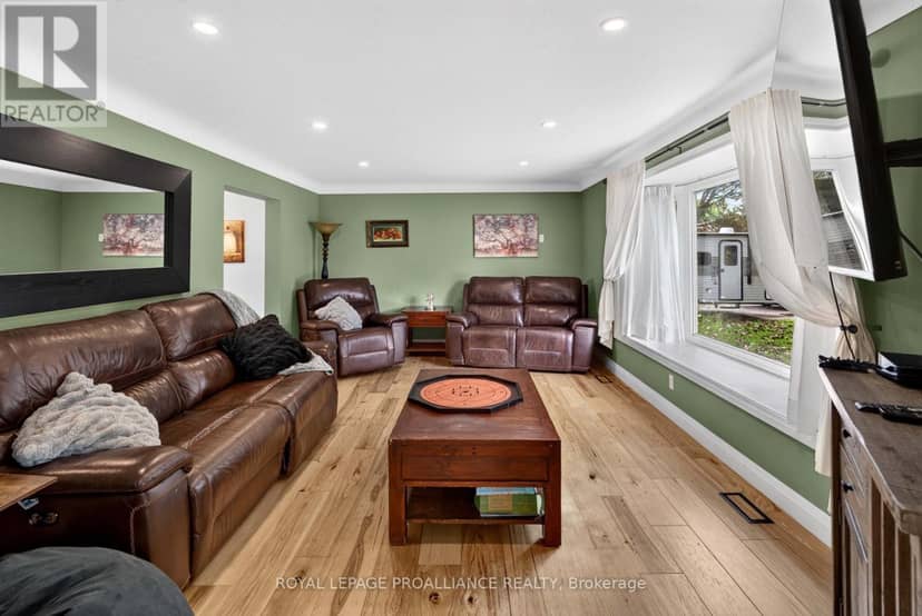 241 Olympus Avenue, Kingston, photo 7