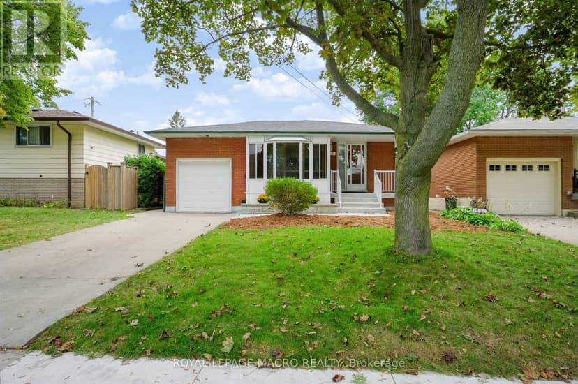 15 Clearwater Drive, Hamilton, photo 2