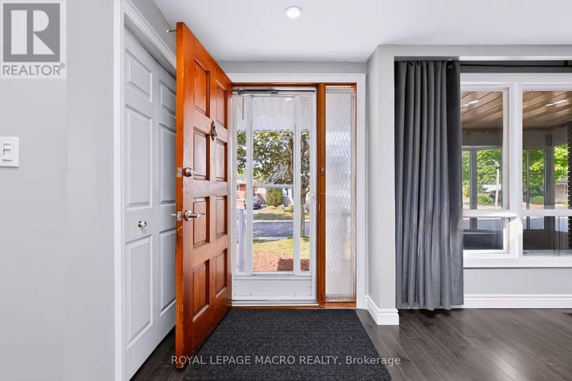 15 Clearwater Drive, Hamilton, photo 3