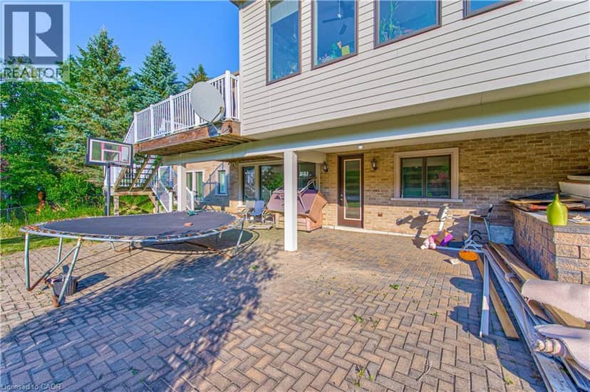 330 MACDONALD Street — photo 28 of 29