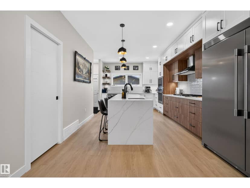 9333 148 ST NW — photo 17 of 40