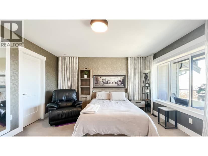 2 3535 PRINCETON AVENUE, Coquitlam, photo 6