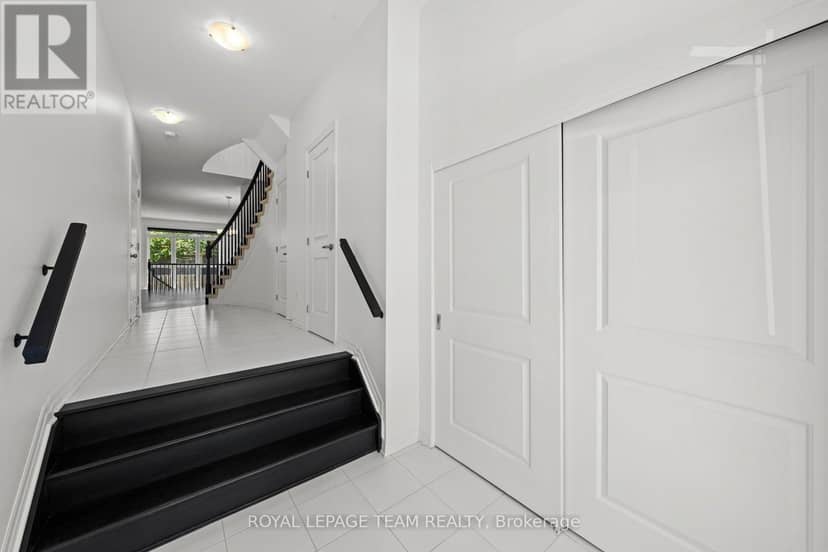 547 Rioja Street — photo 5 of 40