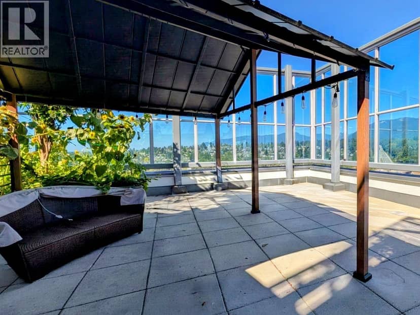 2704 1401 HUNTER STREET, North Vancouver