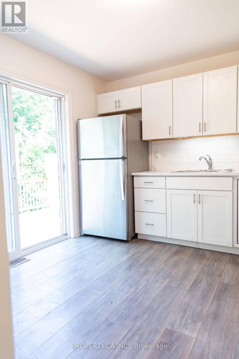 8 Dufferin Street, Barrie, photo 7
