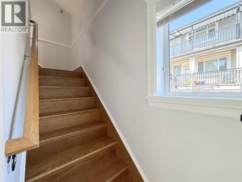 2532 E 5TH AVENUE, Vancouver, photo 6