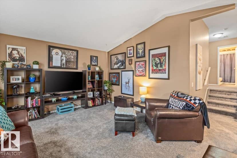 184 Foxboro Pl — photo 19 of 40