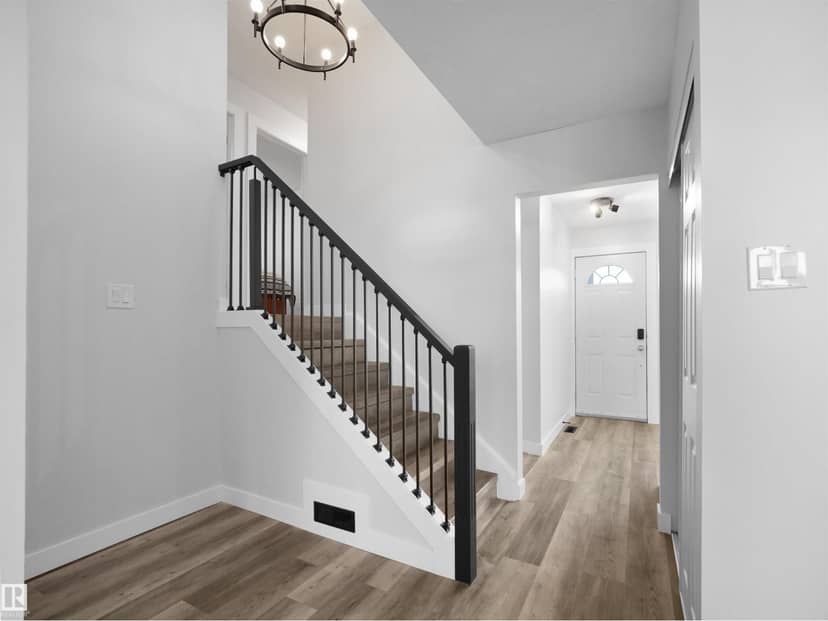 16 Thompson Cr, Devon, photo 6