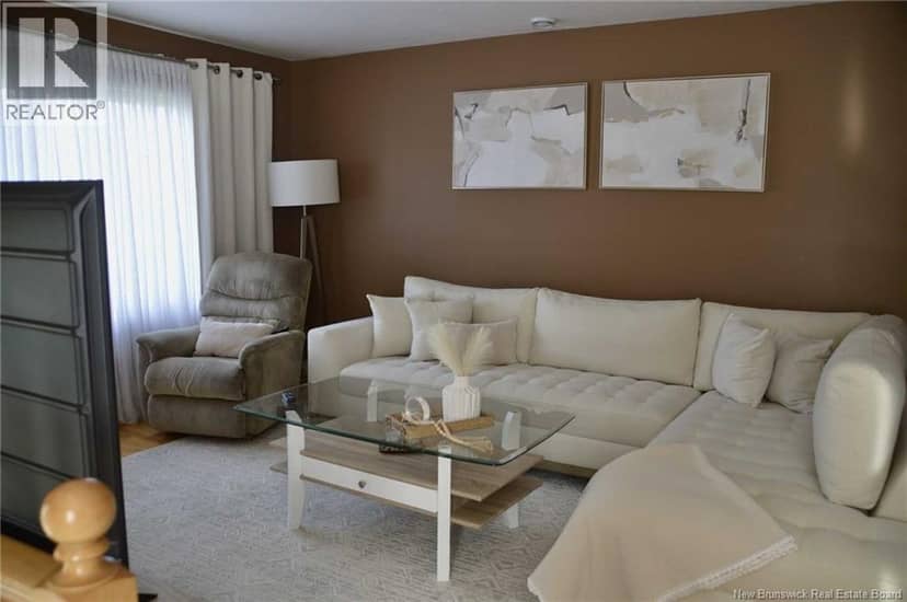 645 Melanson Road — photo 4 of 20
