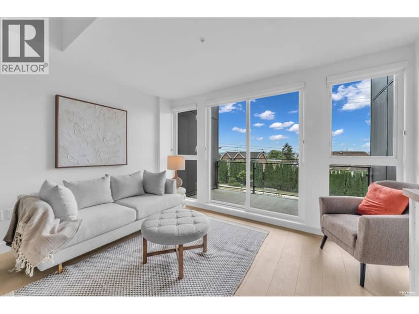 103/203 422 E 3RD STREET, North Vancouver