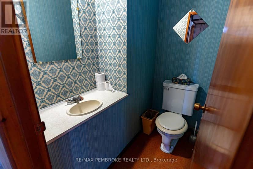142 Deacon Street — photo 35 of 40