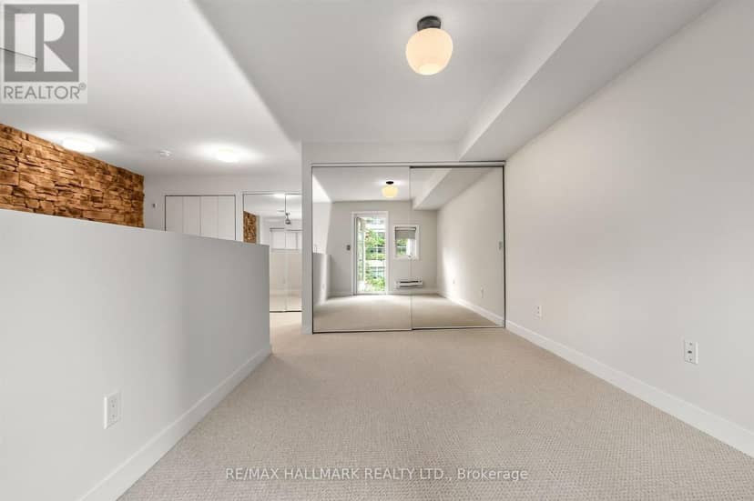 103 - 21 Earl Street — photo 27 of 34