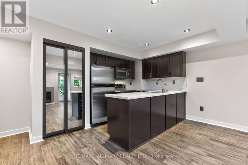 103 - 21 Earl Street, Toronto, photo 7