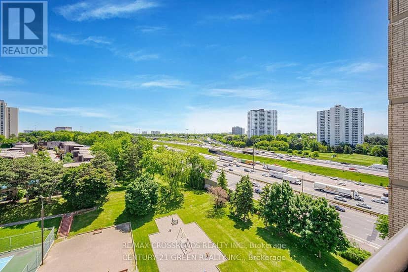 1109 - 5 Parkway Forest Drive — photo 19 of 26